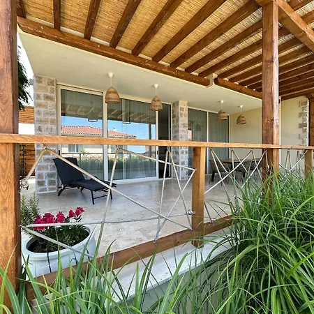 Luxury Pool By Lozenetsvillas